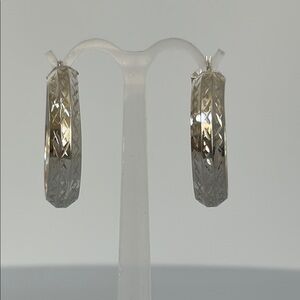 925 Elegant Silver Hoop Earrings